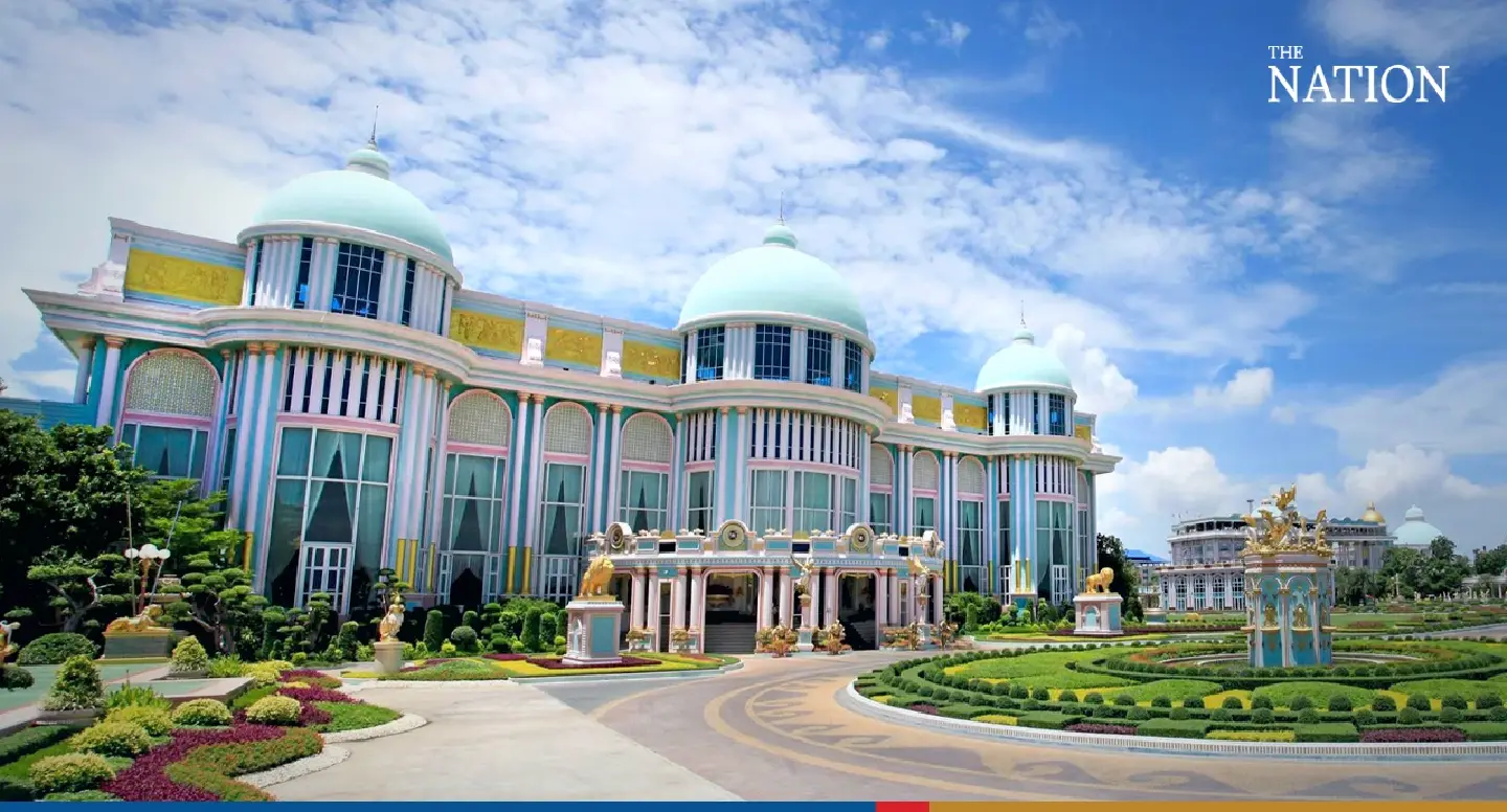 Part of Tycoon’s Pattaya beachfront mansion up for demolition