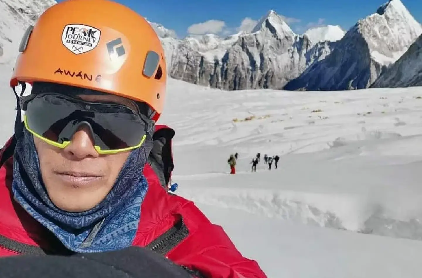 At least 5 killed on Mount Everest in deadly week on world’s highest peak At least 5 killed on Mount Everest in deadly week on world’s highest peak