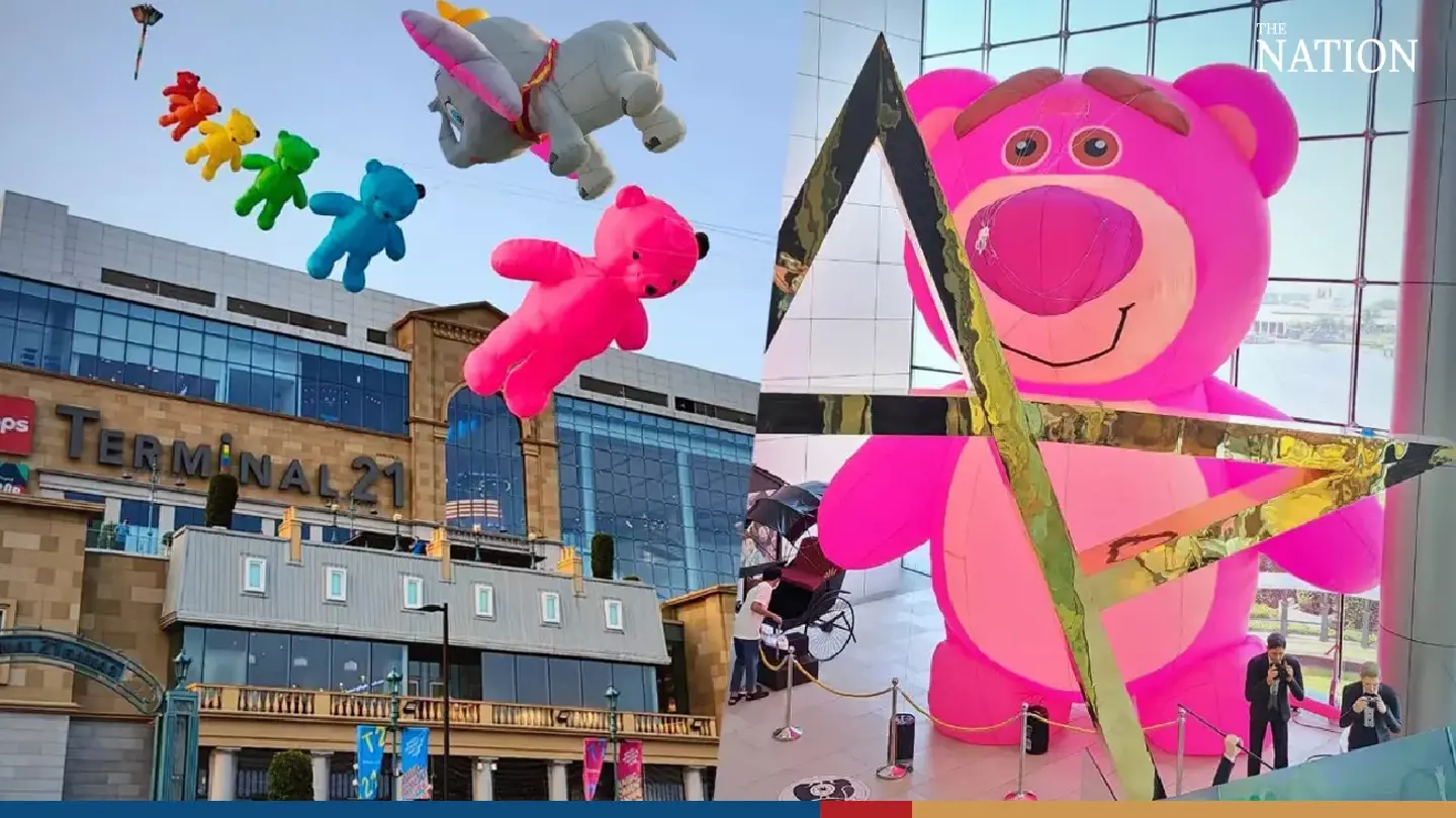 Whales, bears, beagles and more at Bangkok riverside kite festival