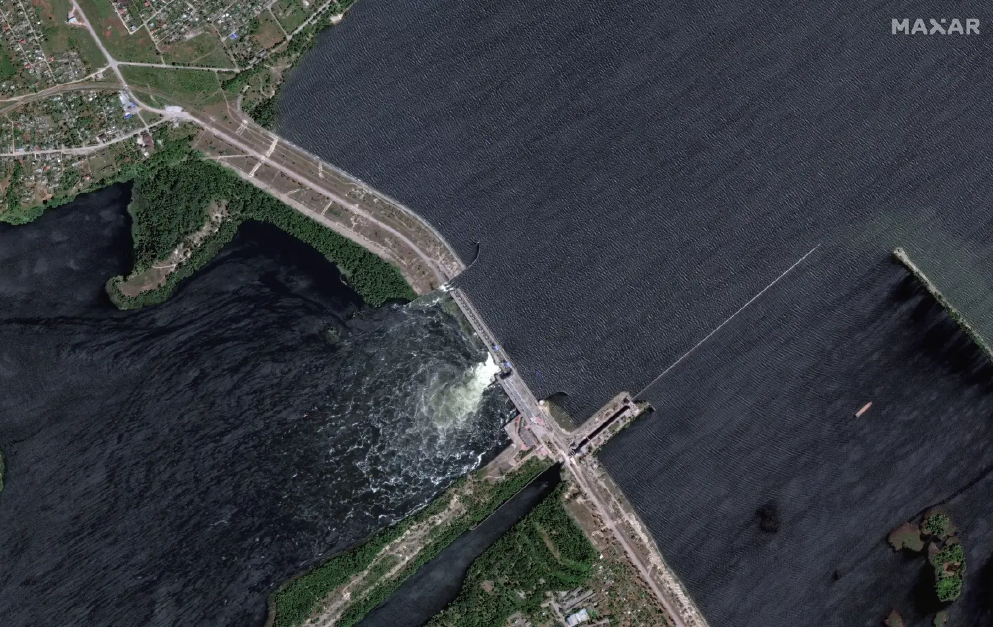 Critical dam in southern Ukraine is blown up Critical dam in southern Ukraine is blown up