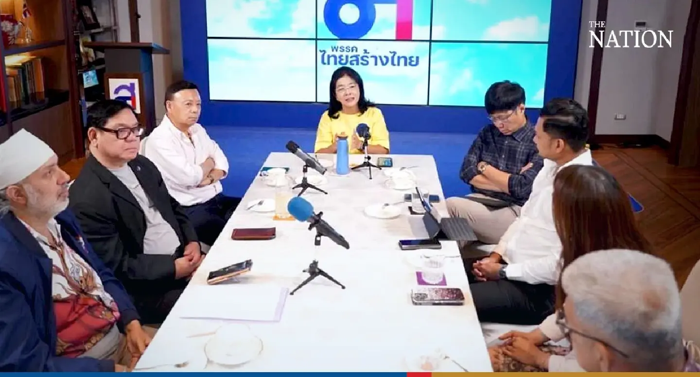 Ease visa rules for Chinese or face THB250 billion tourism loss: Thai Sang Thai Ease visa rules for Chinese or face THB250 billion tourism loss: Thai Sang Thai