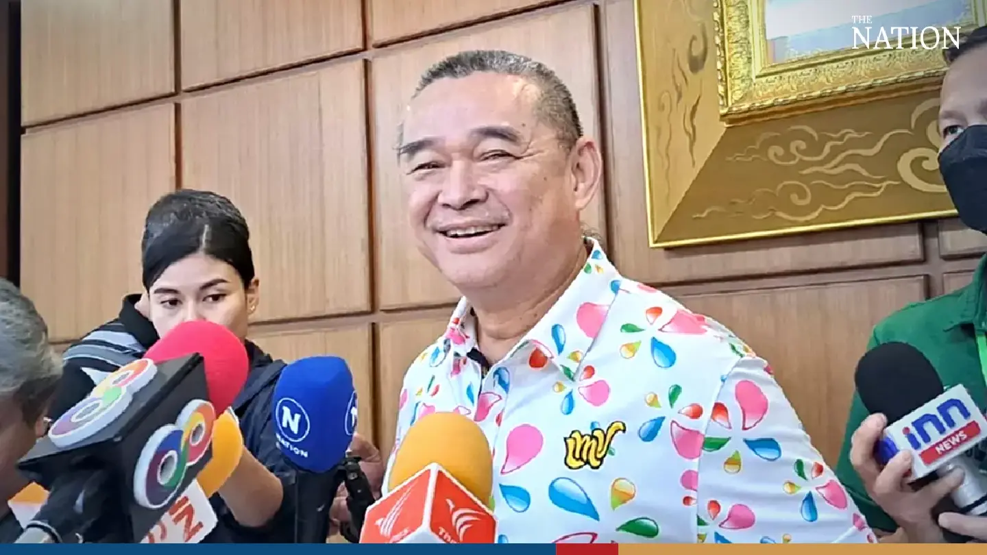 Ruangkrai submits more evidence to EC seeking Pita's disqualification