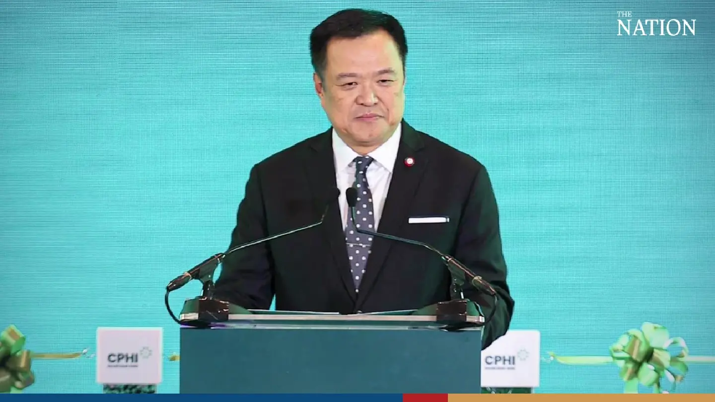 Anutin calls on Thai pharma industry to aim high at regional expo