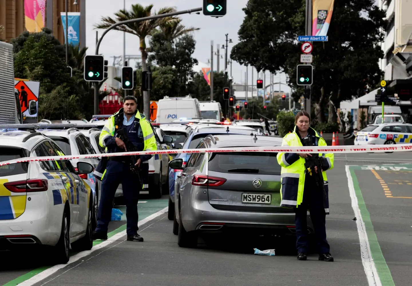 New Zealand PM confirms three dead in Auckland shooting, no change to threat level New Zealand PM confirms three dead in Auckland shooting, no change to threat level