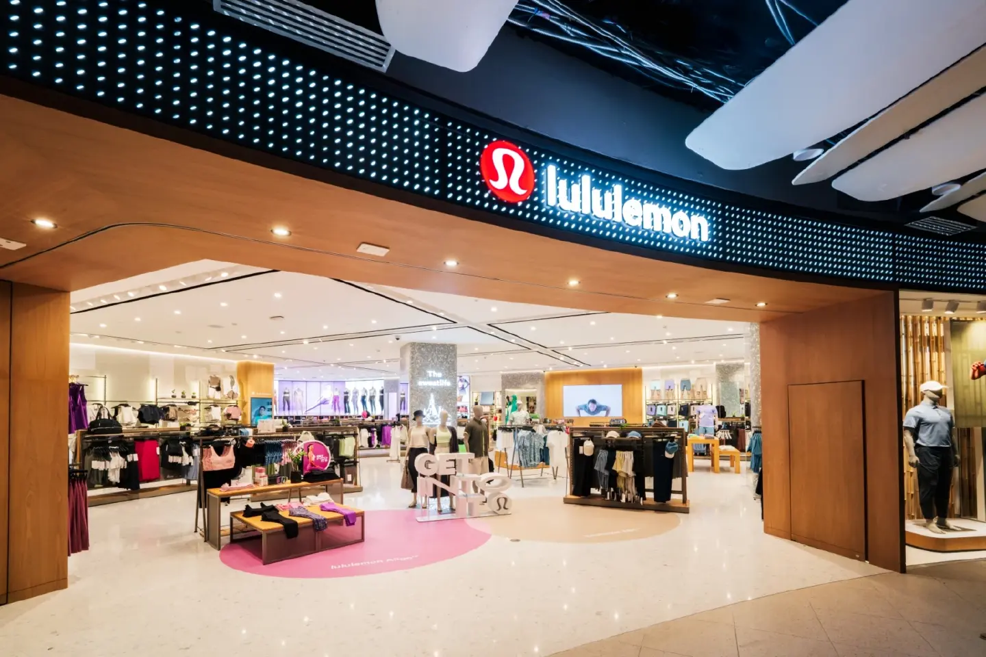 lululemon hits 100 store milestone in Asia Pacific, unveiling its first store in Bangkok, Thailand