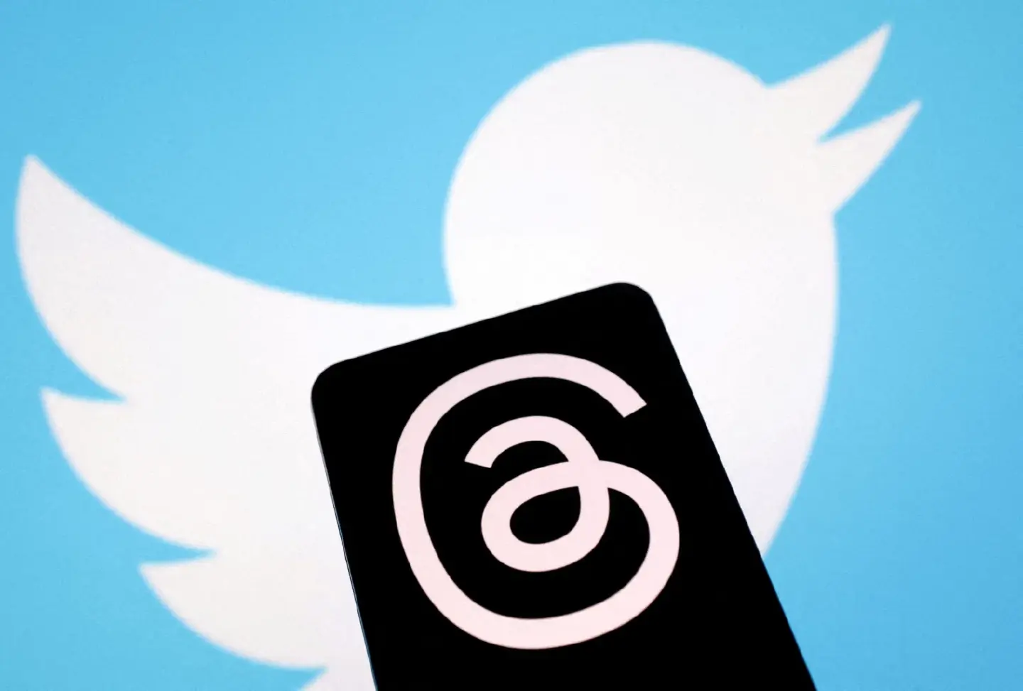 Twitter threatens to sue Meta over Threads