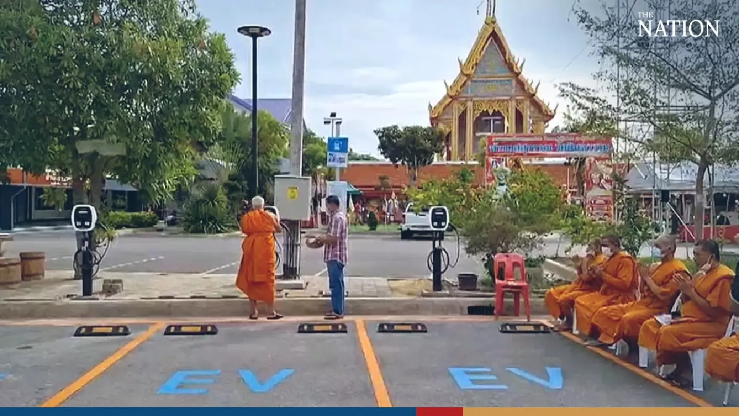 Amphawa temple offers free EV charge to devotees until August 12