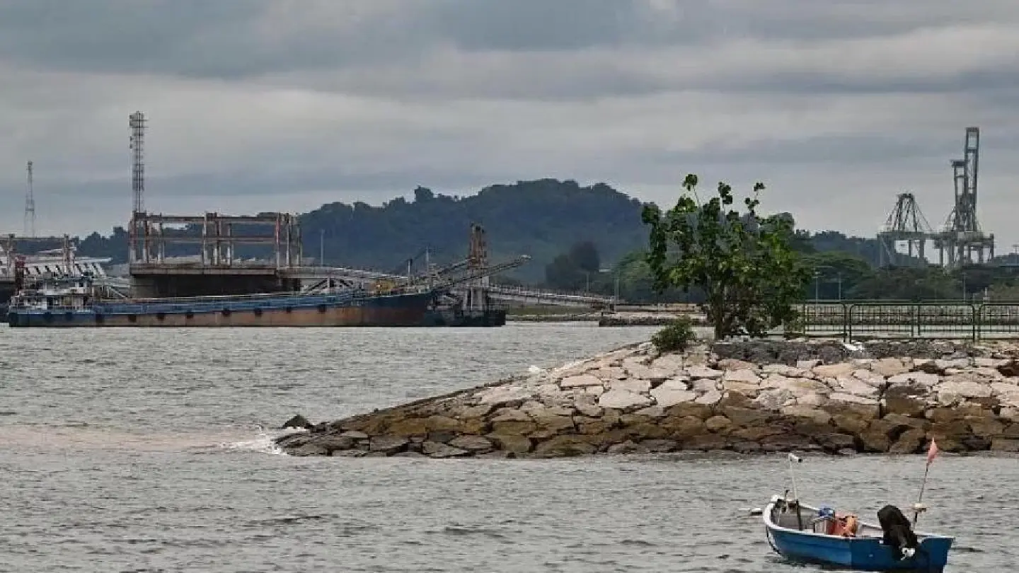 S’pore sea levels could rise by 1.37m come 2150; populated areas may be hit by regular flooding: Study S’pore sea levels could rise by 1.37m come 2150; populated areas may be hit by regular flooding: Study