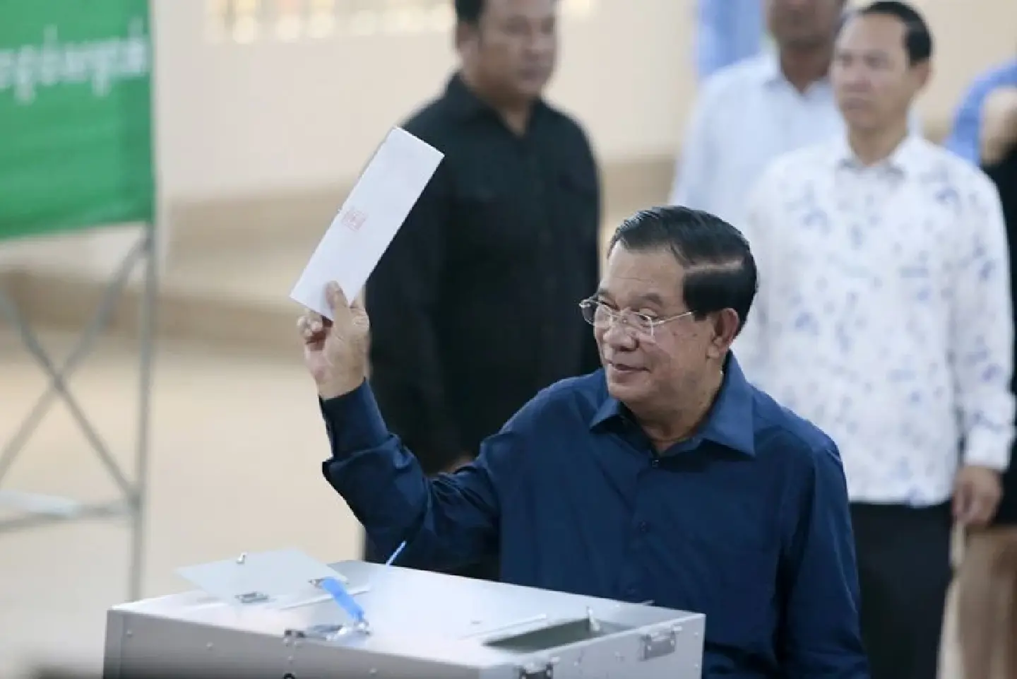 Ruling Cambodian People's Party poised for next five-year term