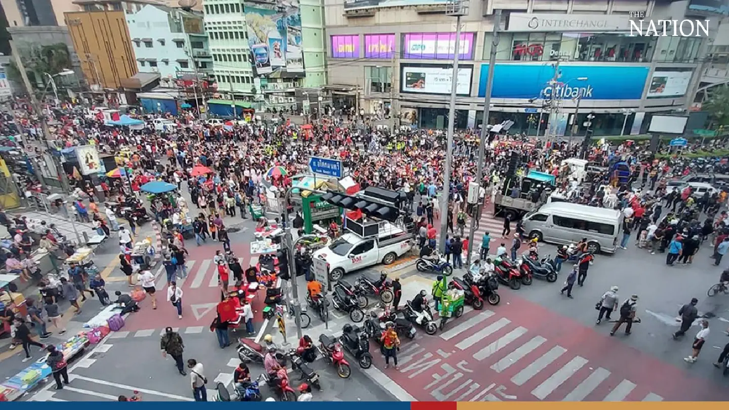 Motorists advised avoid to Asok Montri Intersection due to demonstration