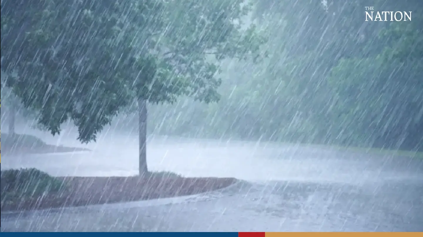 Monsoon warning: Flash floods in North, menacing waves in South Monsoon warning: Flash floods in North, menacing waves in South