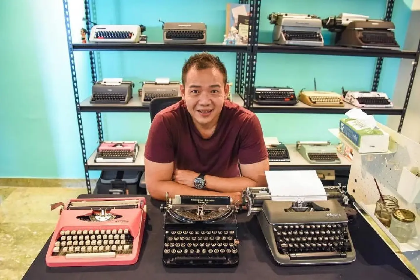 Typewriters popular again in Singapore, not just for aesthetic reasons Typewriters popular again in Singapore, not just for aesthetic reasons