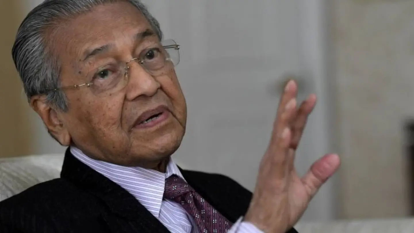 Unconstitutional to promote a multiracial Malaysia: Dr Mahathir