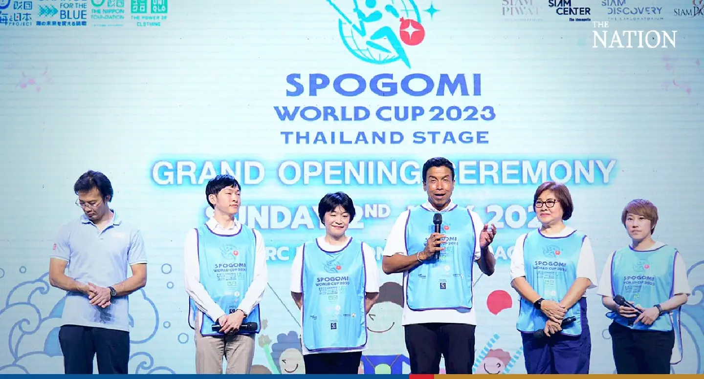 60 Bangkok teams collect garbage to vie for best litter picker award in Japan