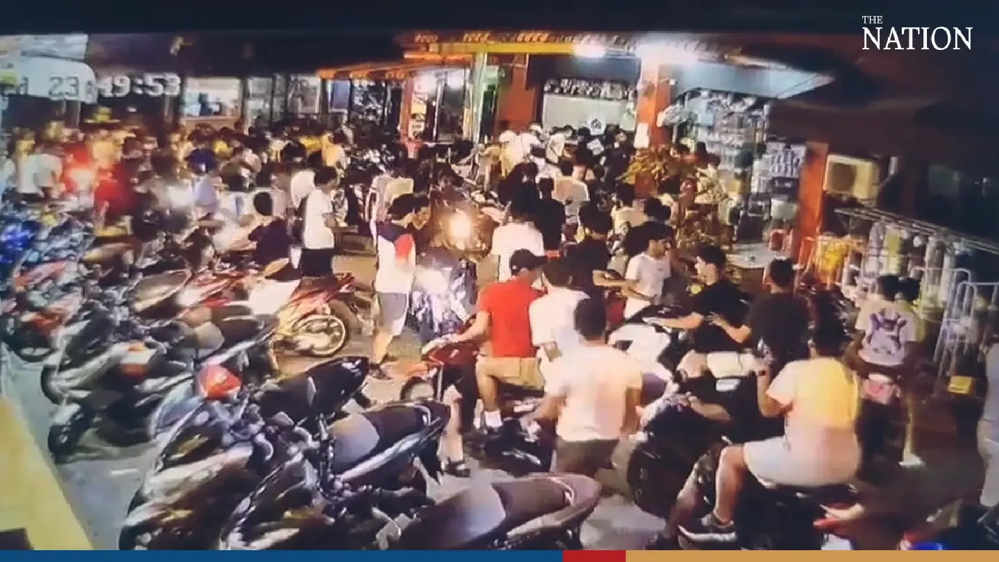 Motorbike collision sparks street fight between Thais and Kuwaitis in Pattaya