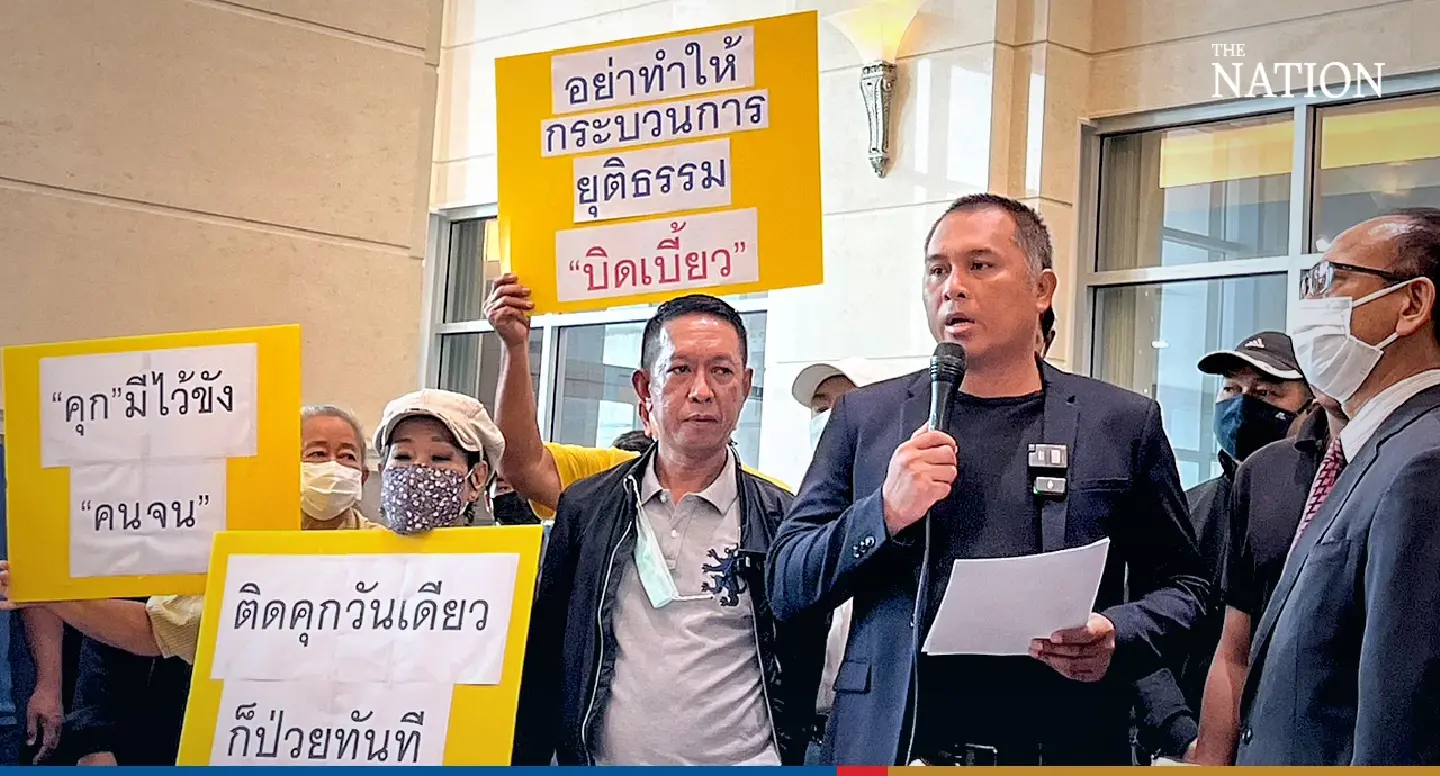 Protesters demand end to Thaksin's 'special treatment'