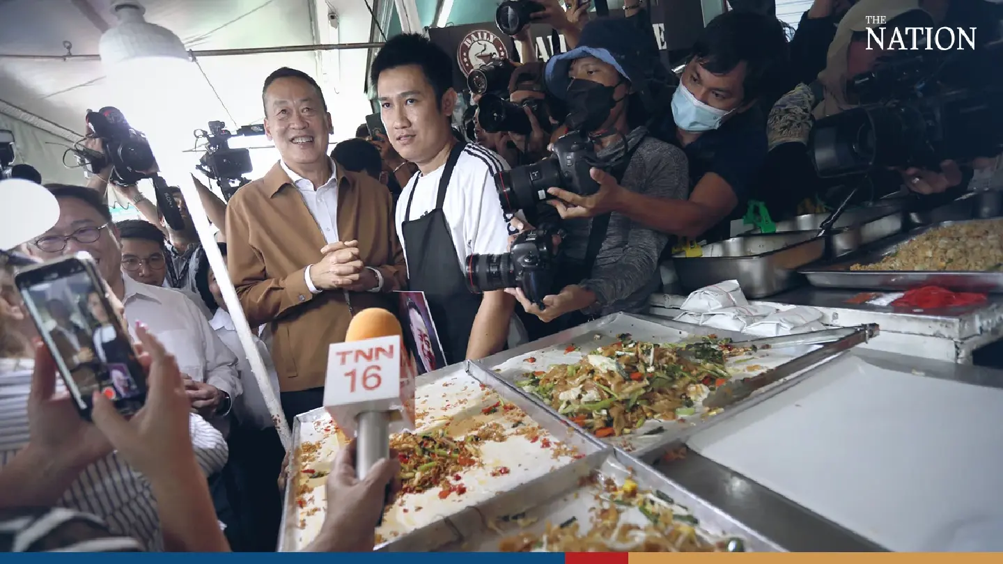 Srettha visits market in Bangkok, vows to tackle rising cost of living