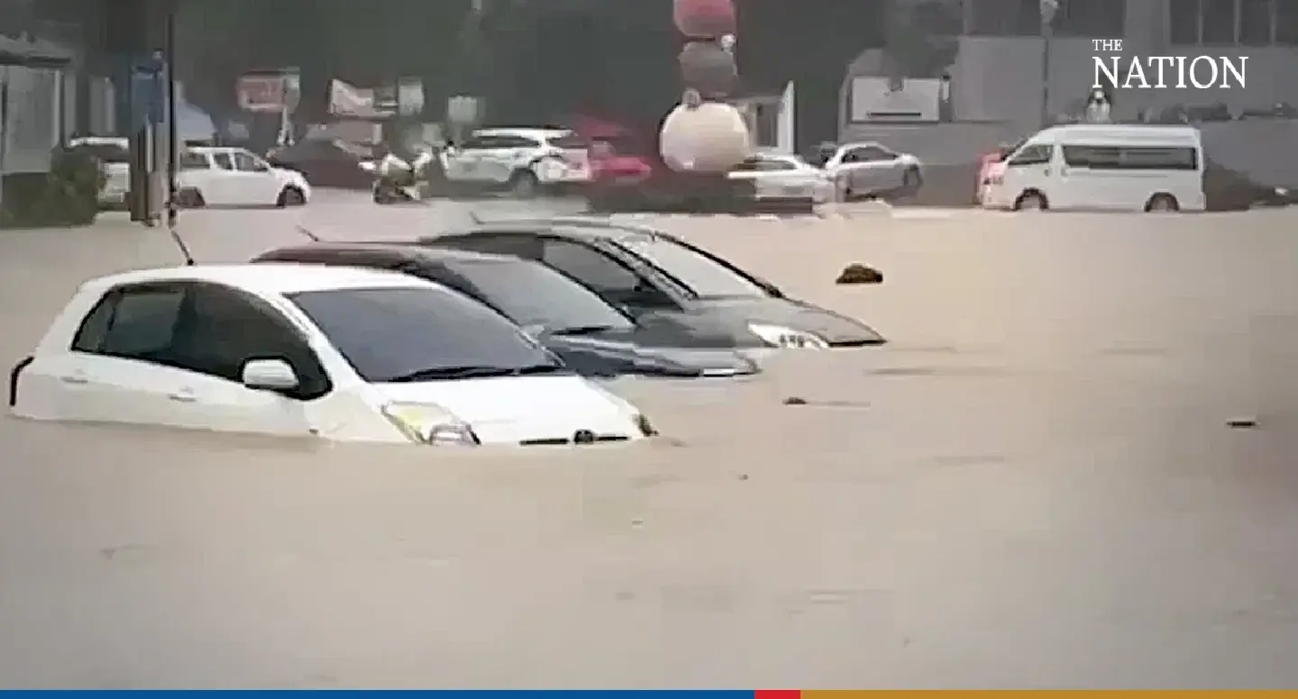Incessant heavy rain leaves many parts of Phuket under a metre of water