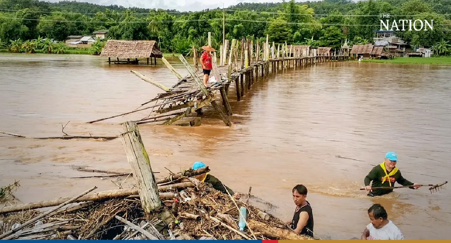 Su Tong Pae under renovation after flash floods