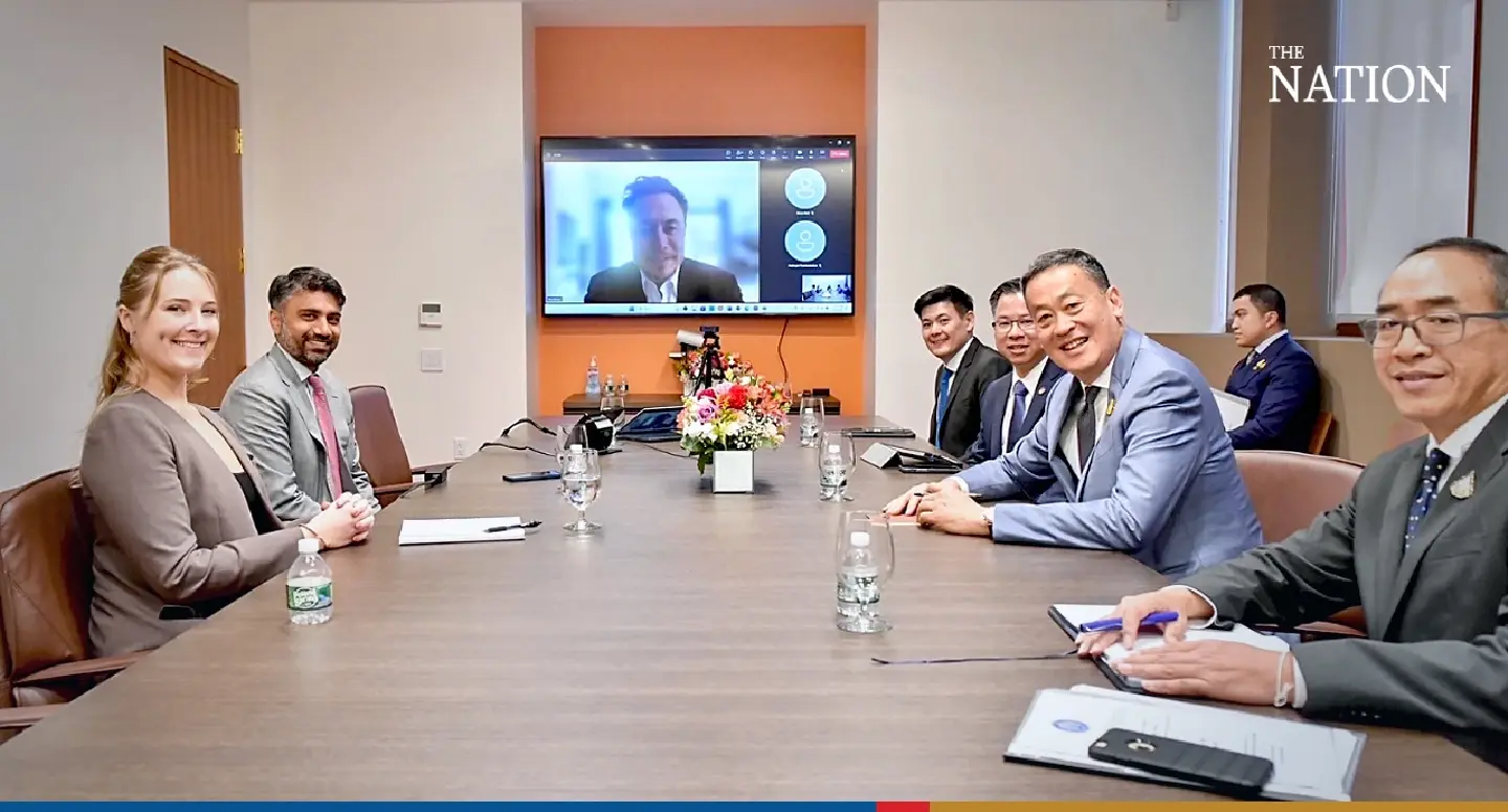 PM holds discussions with Tesla, Microsoft executives PM holds discussions with Tesla, Microsoft executives