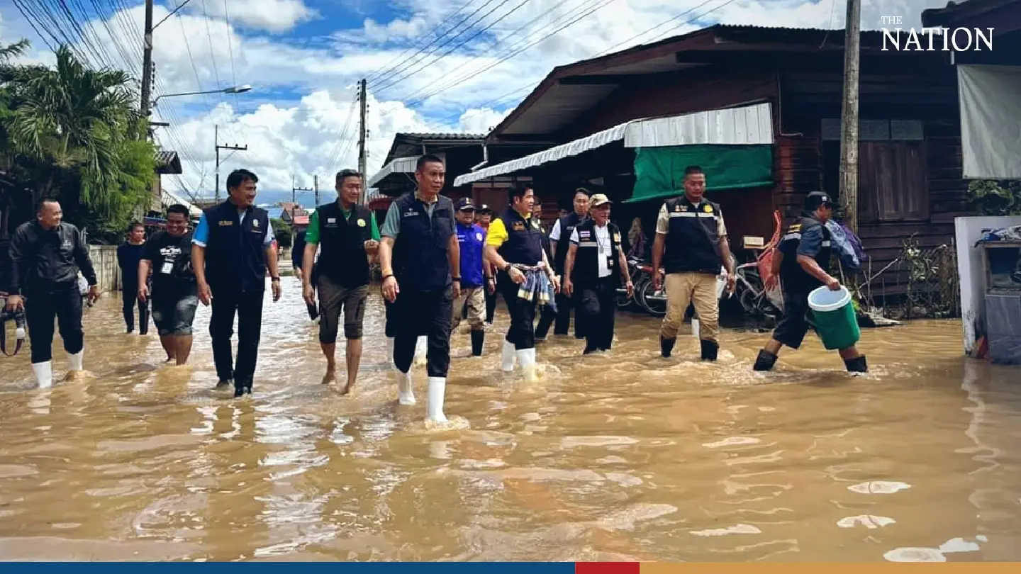 2 ministers show up to oversee flood alleviation measures in line with PM Srettha’s orders 2 ministers show up to oversee flood alleviation measures in line with PM Srettha’s orders