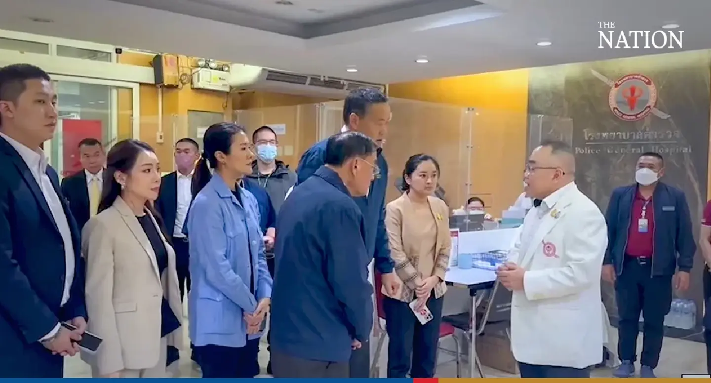 Their Majesties take shooting victims under royal patronage