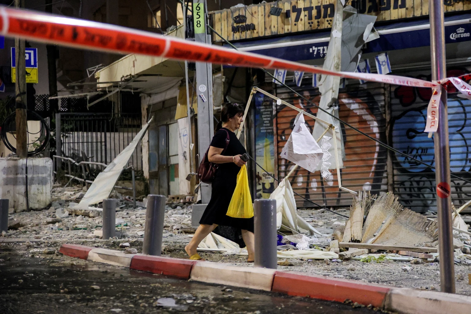 Israeli death toll rises to at least 250