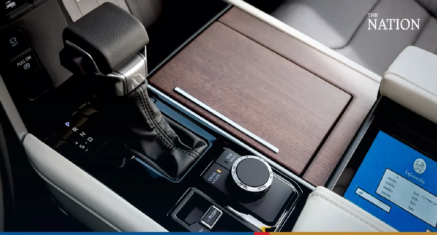 Here’s why you should never keep your registration papers inside your car