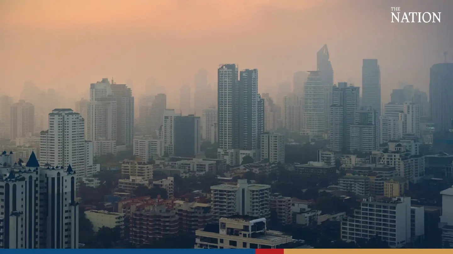 Toxic smoke from Indonesia drifts towards Thailand Toxic smoke from Indonesia drifts towards Thailand