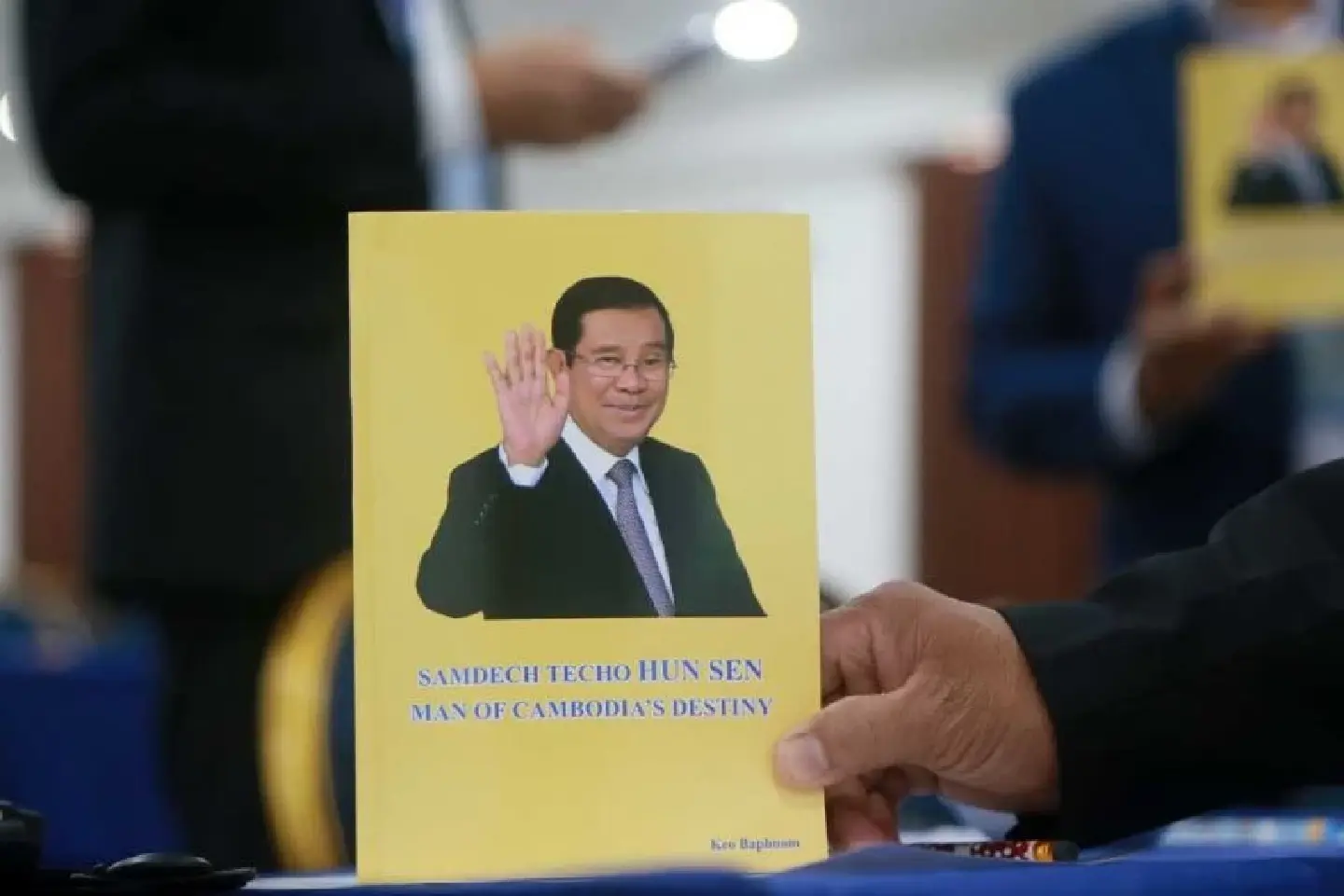 English Hun Sen biography released English Hun Sen biography released