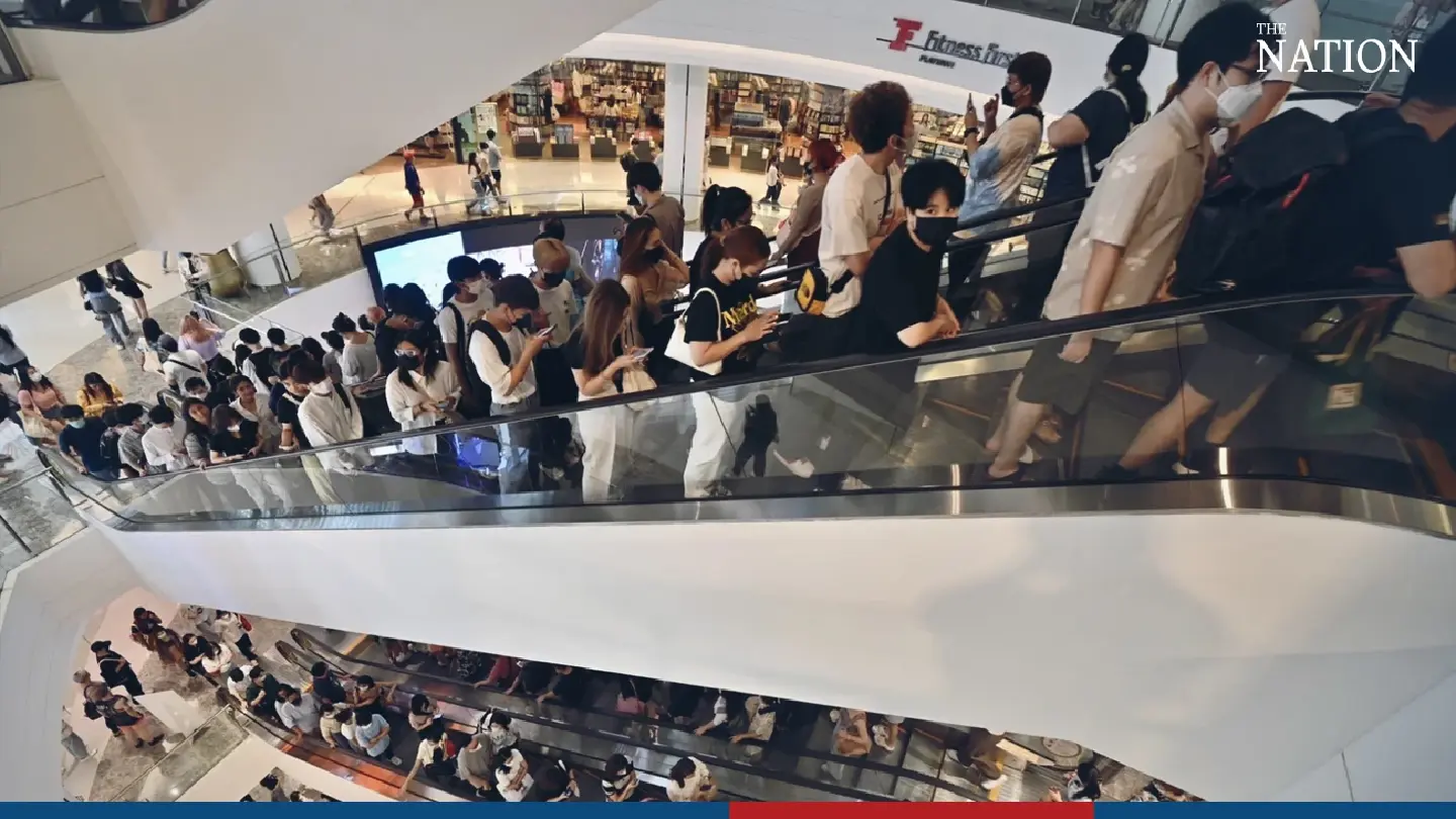 Shopping mall business rebounds Shopping mall business rebounds