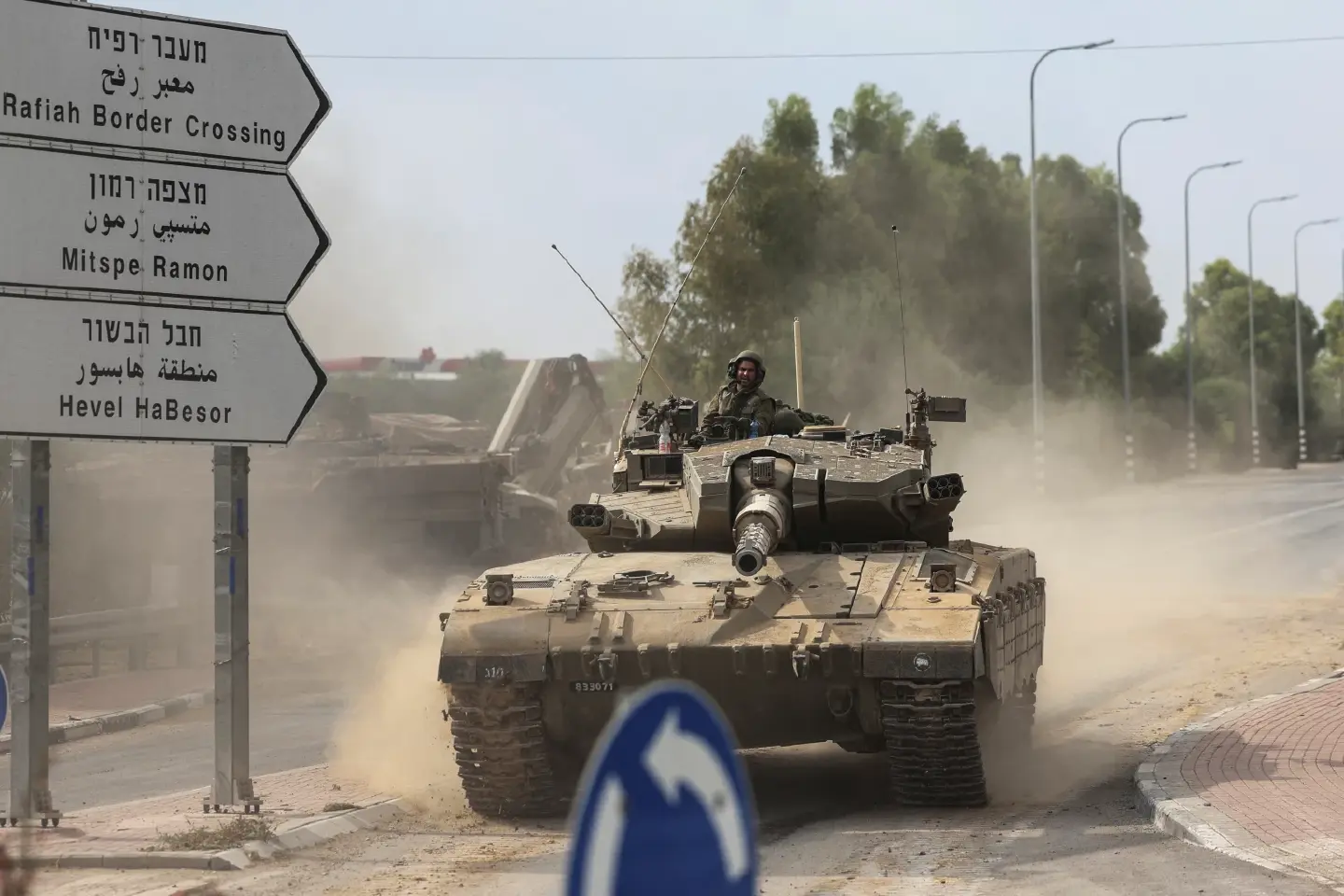 Israel pledges to block vital aid until Hamas releases hostages Israel pledges to block vital aid until Hamas releases hostages