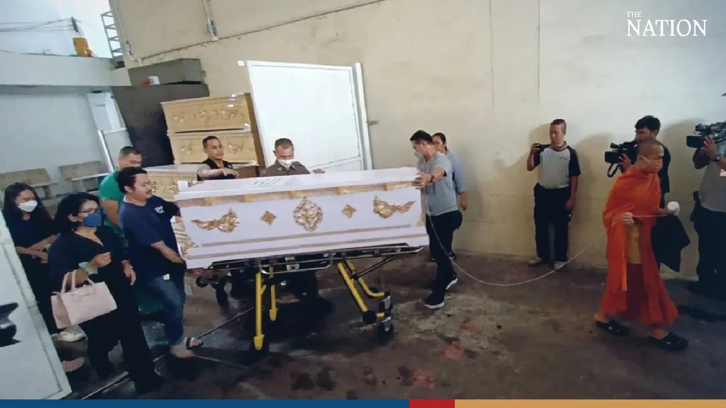 Relatives of Chinese tourist, Myanmar woman claim their bodies at Police General Hospital