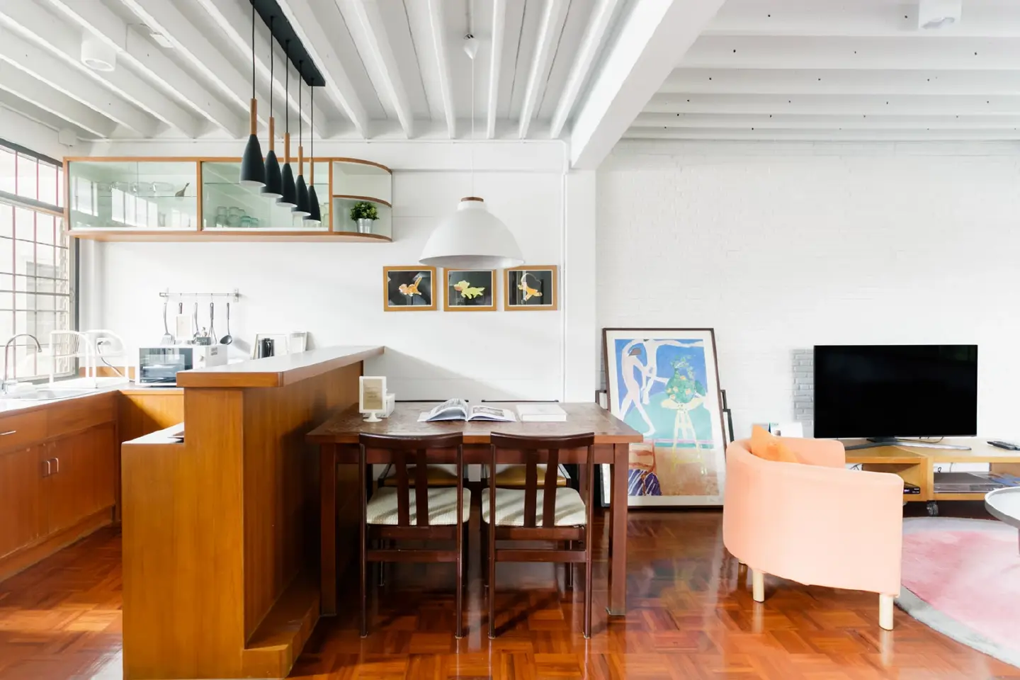 Thailand's Airbnb Ambassadors: Showcasing the best to global guests