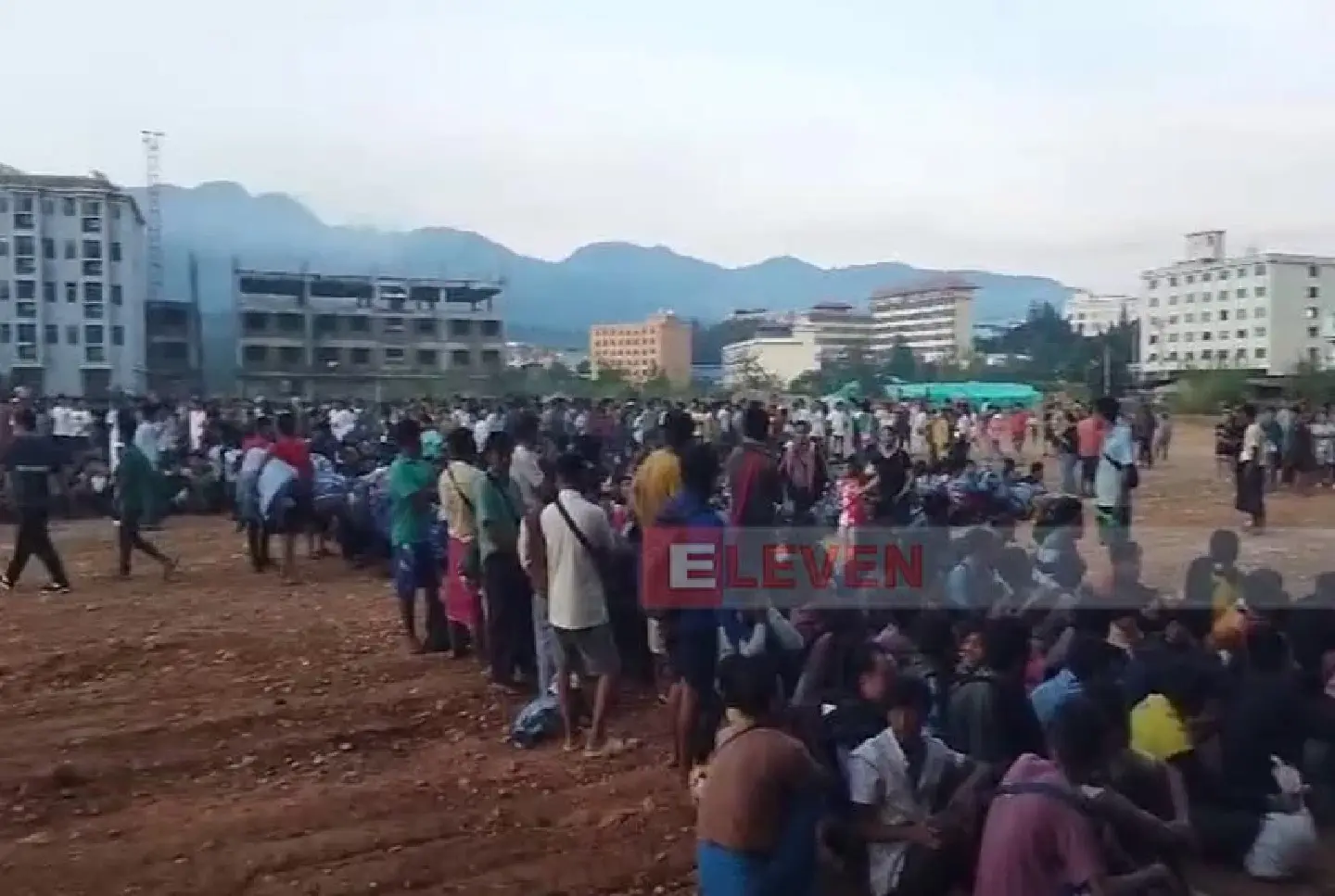 UWSP transports over 400 migrant workers and 12 trucks sheltering in Wa region to Kengtung