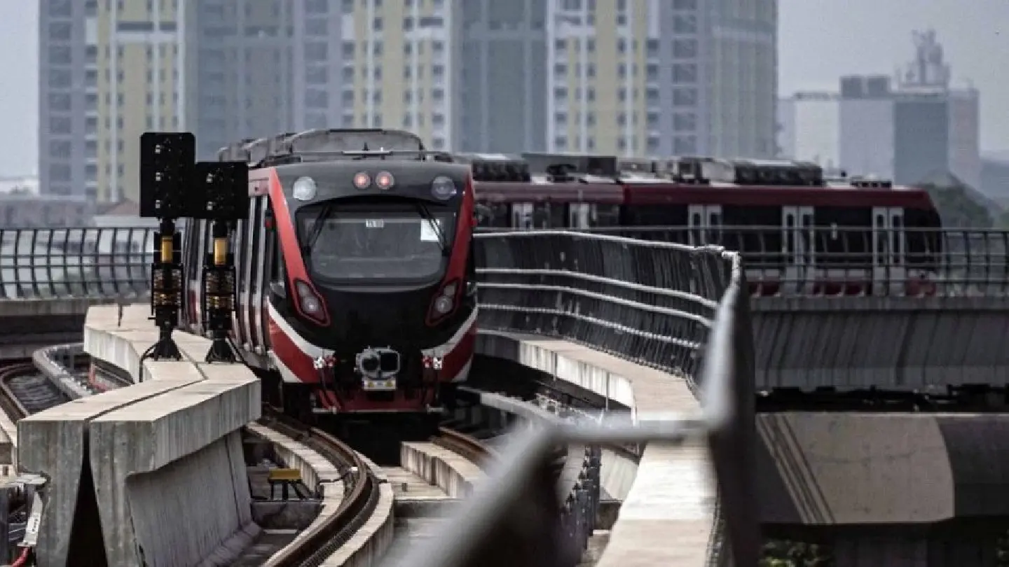 Millions of Indonesians hit the road as the 2023 year-end holiday kicks off