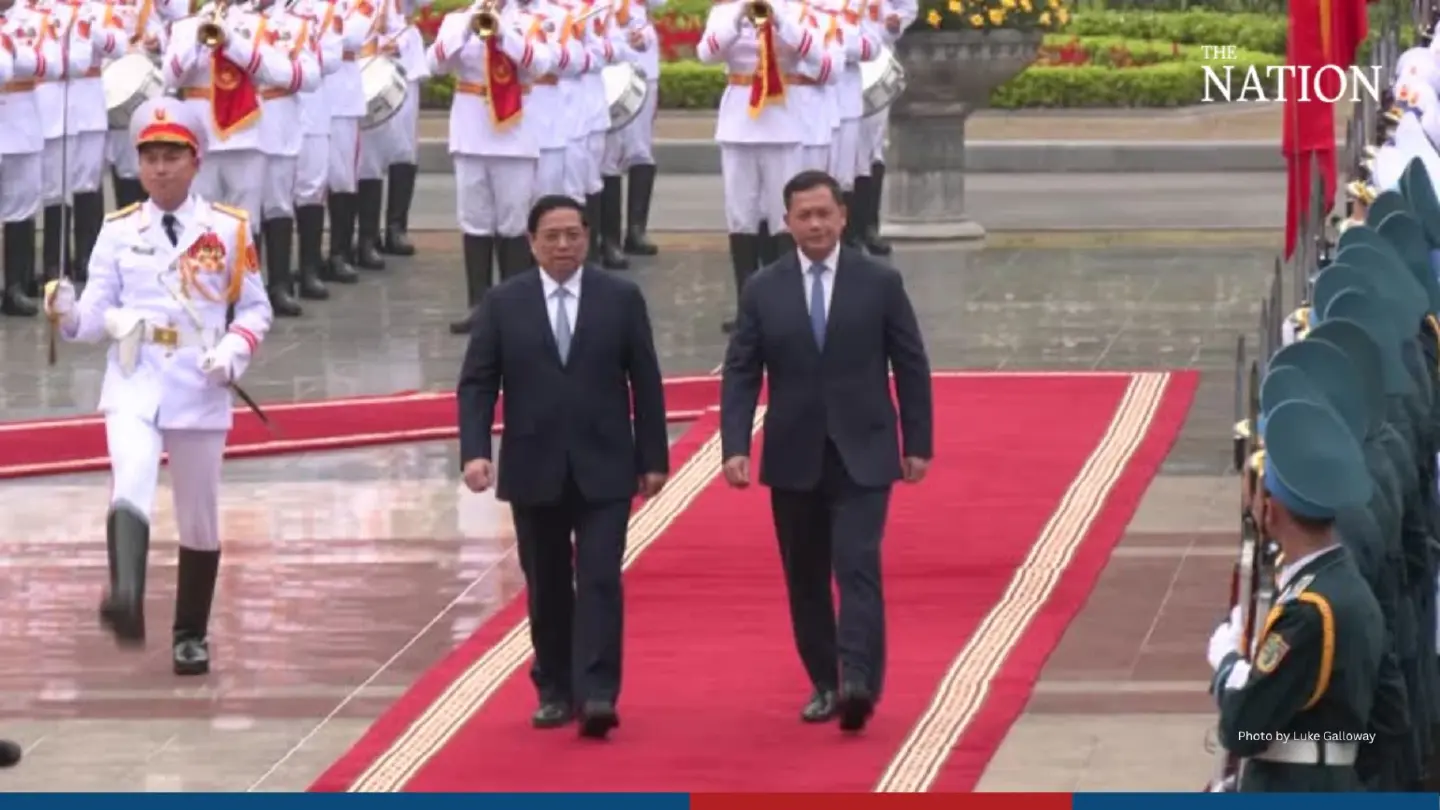 Cambodia PM seeks to boost ties on first Vietnam visit