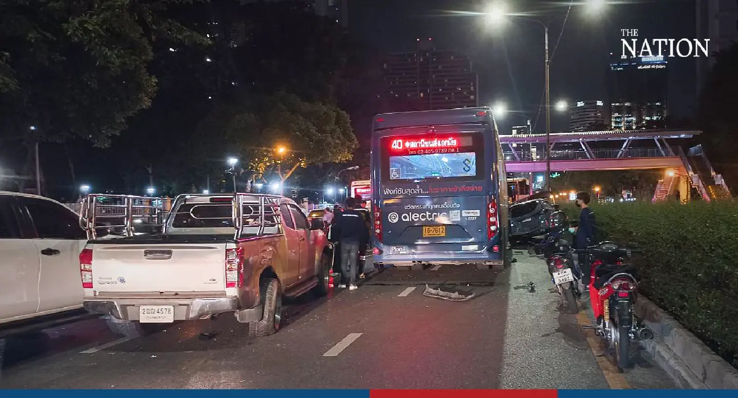 Bus driver triggers 20-vehicle pileup in central Bangkok Bus driver triggers 20-vehicle pileup in central Bangkok