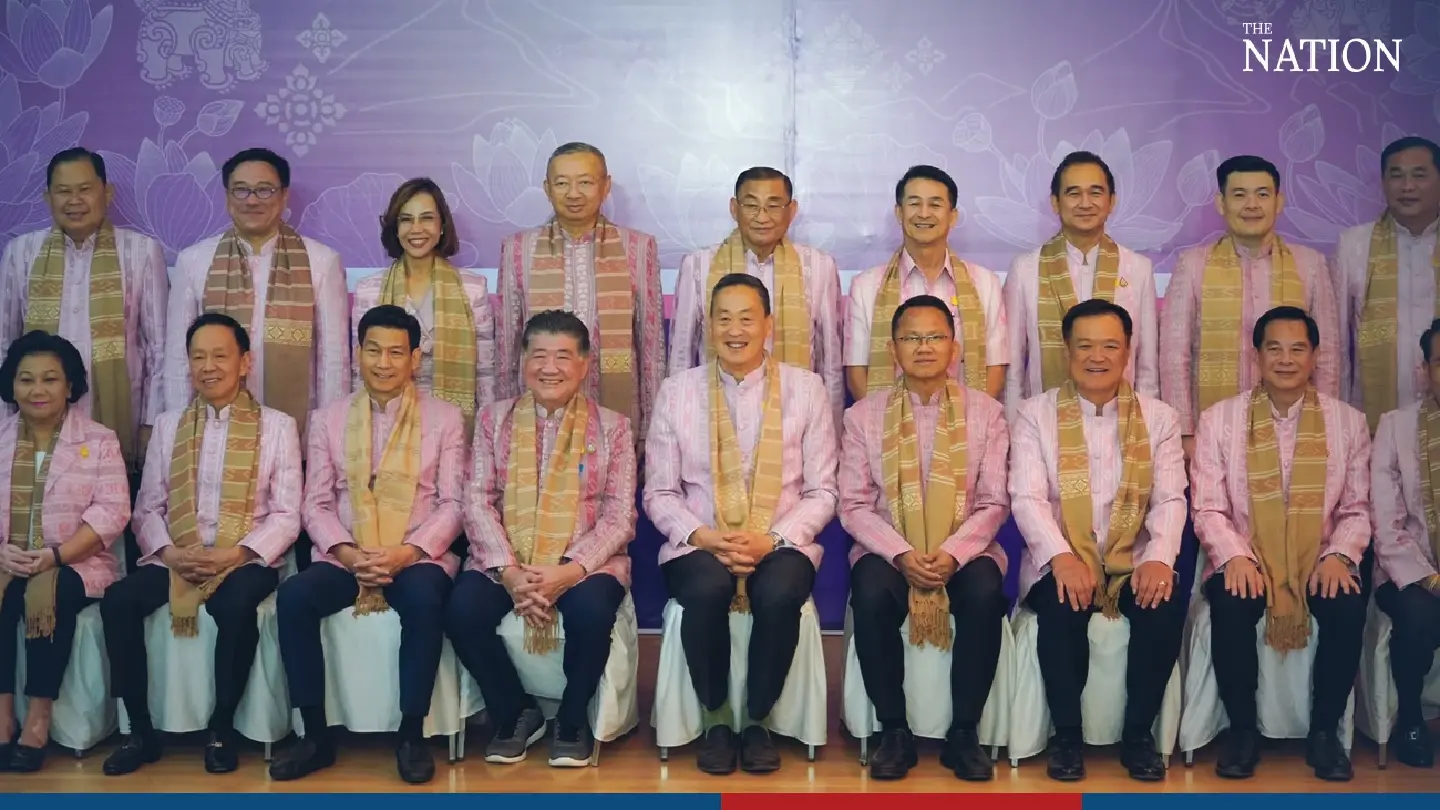 Thai ministers show off shirts, scarves in Nong Bua Lamphu fabric after mobile meet