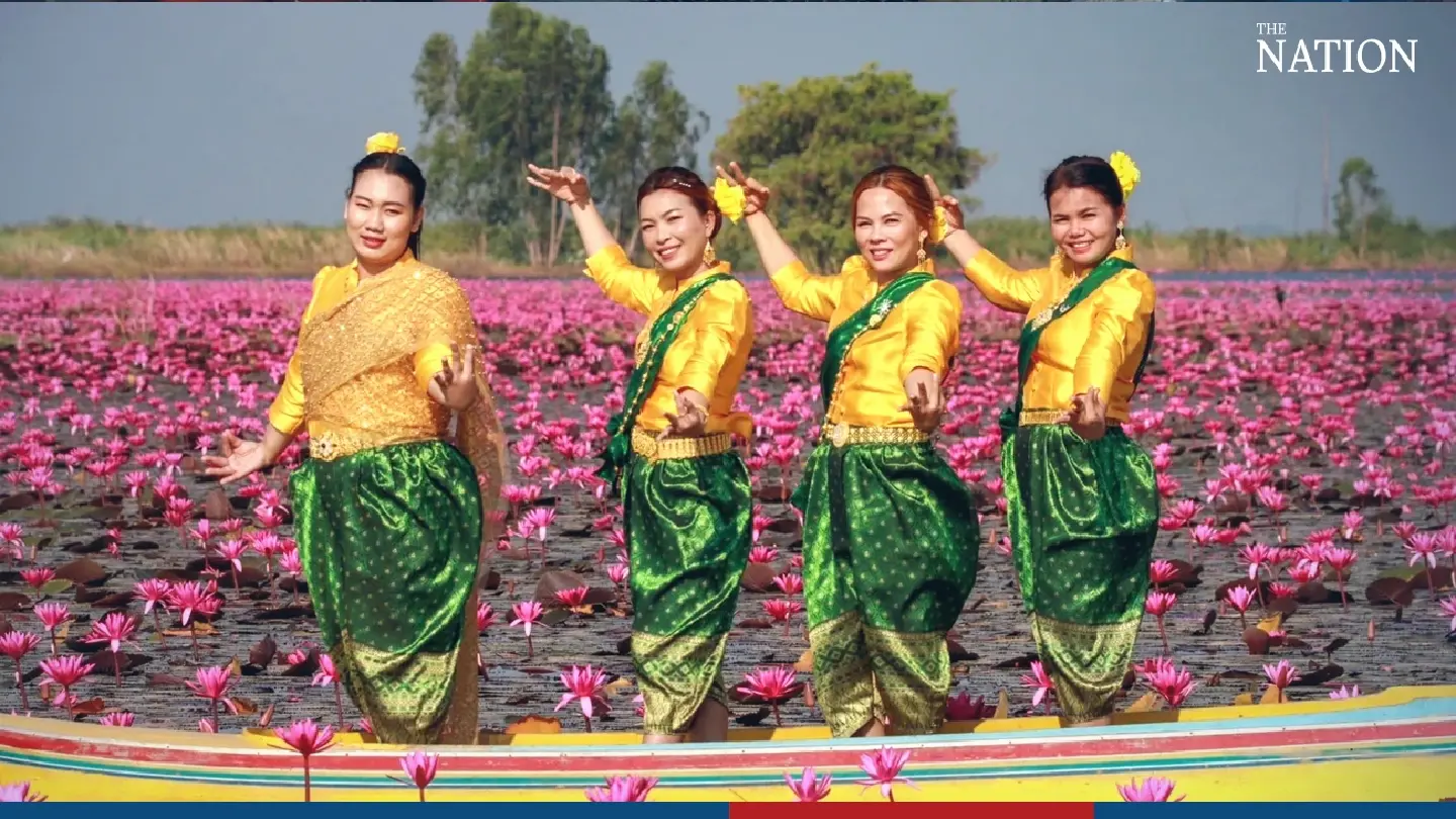 Visions in pink as Boraphet marsh bursts into bloom