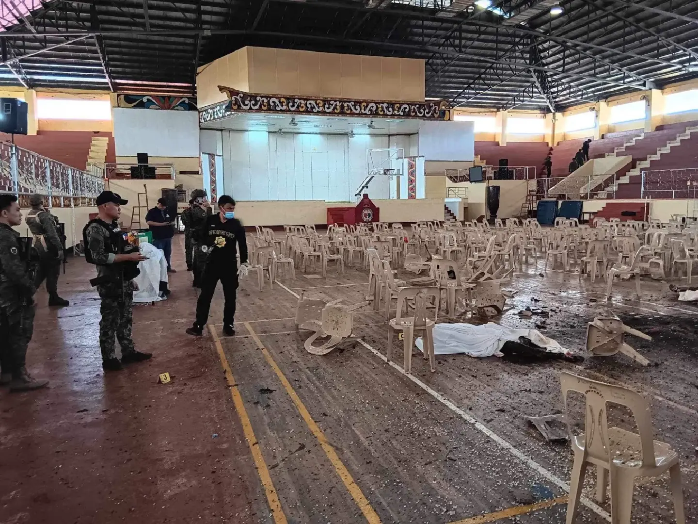 Blast at Philippines university gym kills 3, wounds 9 Blast at Philippines university gym kills 3, wounds 9