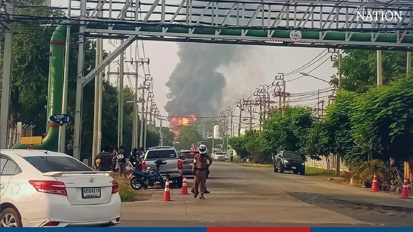 Samut Prakan chemical plant engulfed in flames Samut Prakan chemical plant engulfed in flames