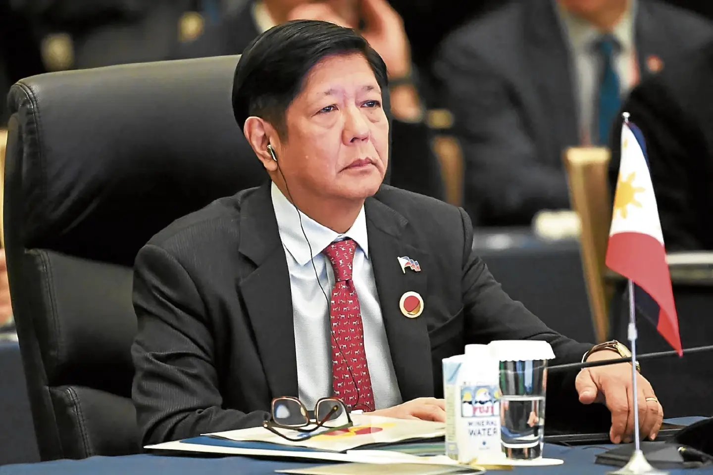PH needs ‘paradigm shift’ in dealing with sea row: Marcos