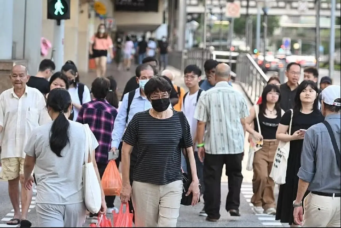 In Singapore, mask-wearing advised as COVID-19 cases exceed 56,000