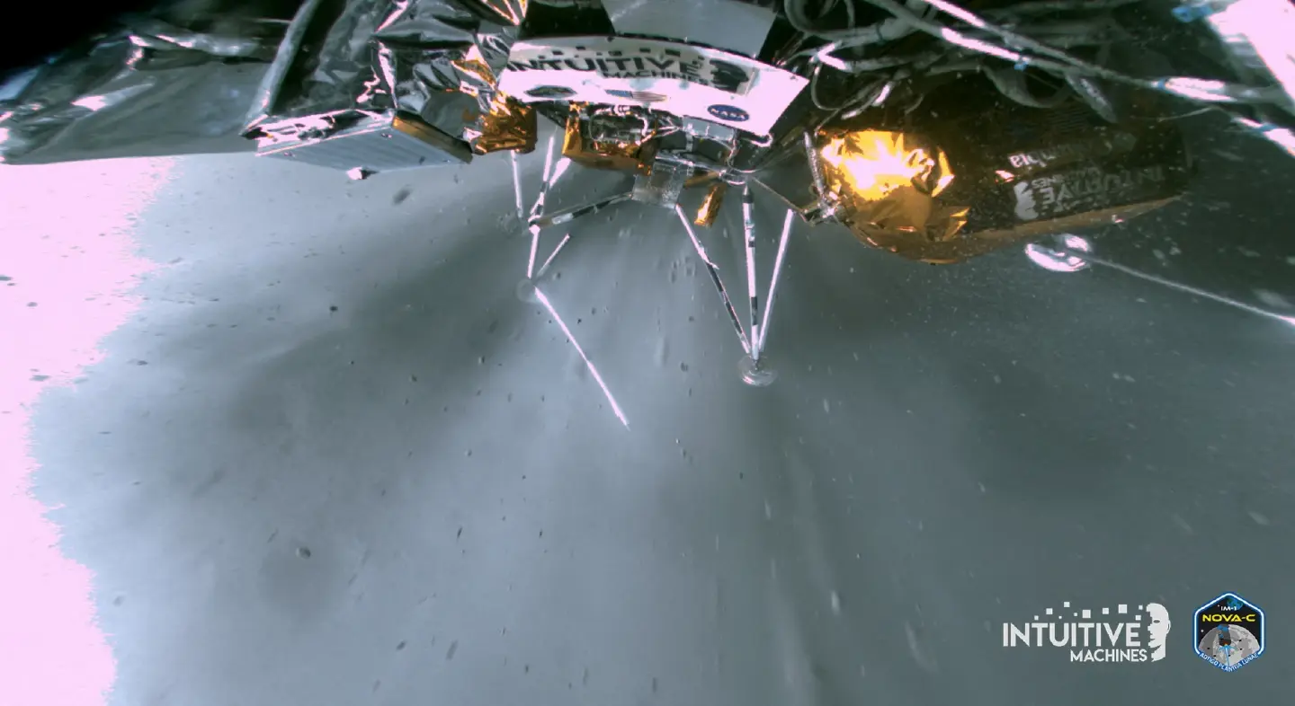 US Moon lander, despite a broken leg, still operational, but time is limited