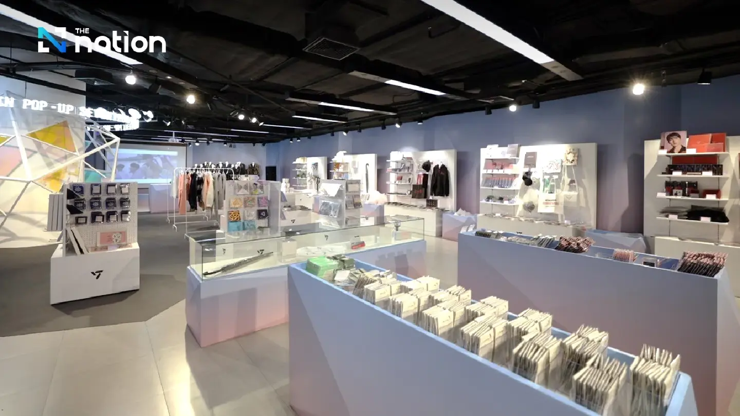 Seventeen answers’ fans pleas with original pop-up store in Bangkok