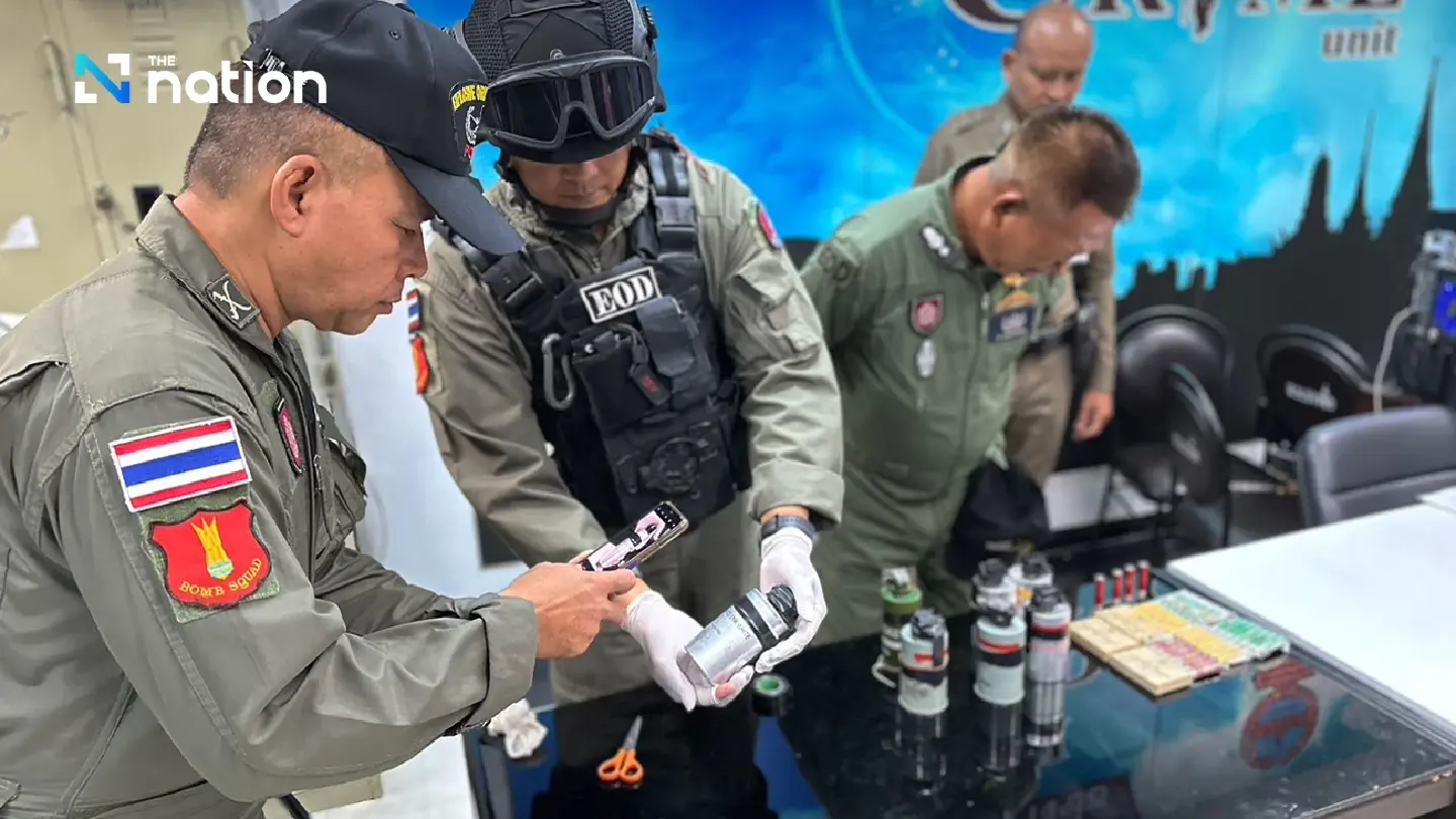 Drunk Army captain crashes motorcycle, arrested after police find military items Drunk Army captain crashes motorcycle, arrested after police find military items