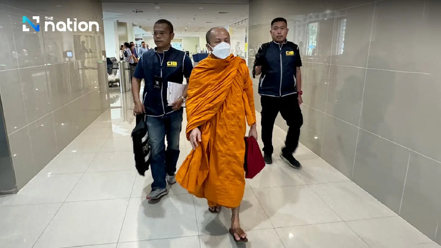 Bangkok temple's assistant abbot arrested for embezzlement Bangkok temple's assistant abbot arrested for embezzlement