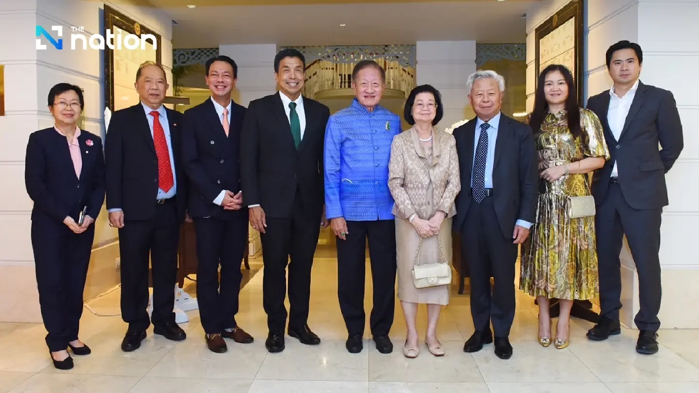 Chairman of PM Group hosted dinner for AIIB President Chairman of PM Group hosted dinner for AIIB President
