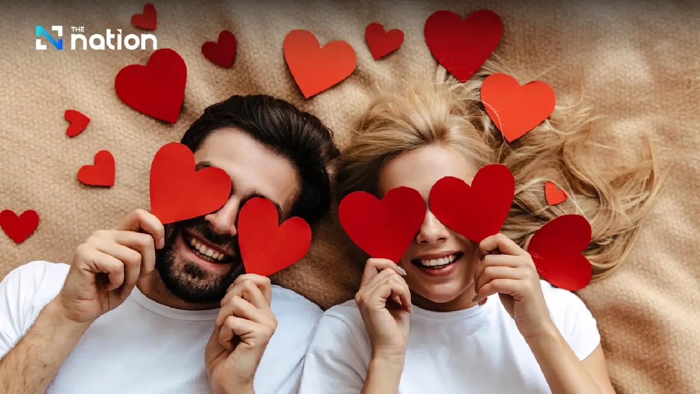 Roses and teddy bears top the list of Valentine’s gifts